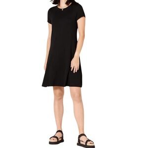 Amazon Essentials Black Short-Sleeve Scoopneck Swing Dress Stretch Size L